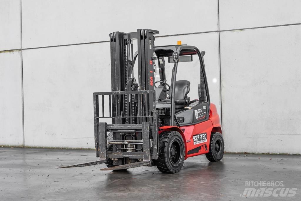 Manitou MI 35 D Diesel Forklifts
