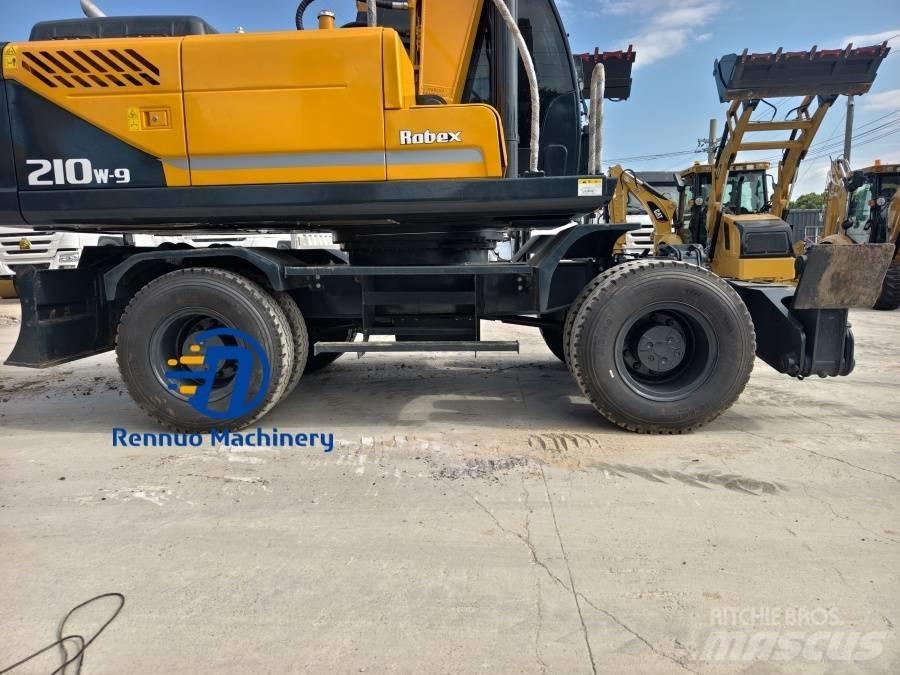 Hyundai 210W-9 Wheeled Excavators