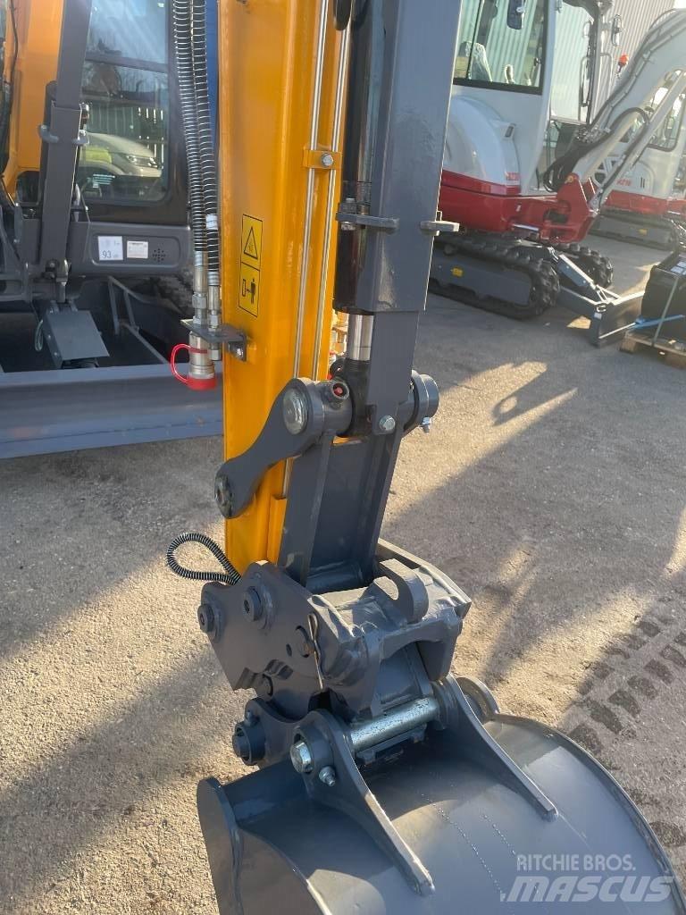 Bernards 2.7 EXKA Mini Excavators <7t (Mini Diggers)