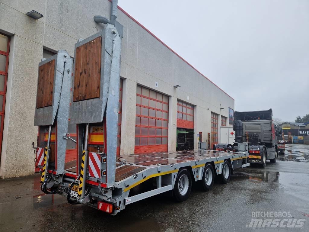 Alim Tippkjerre Lowboy trailer