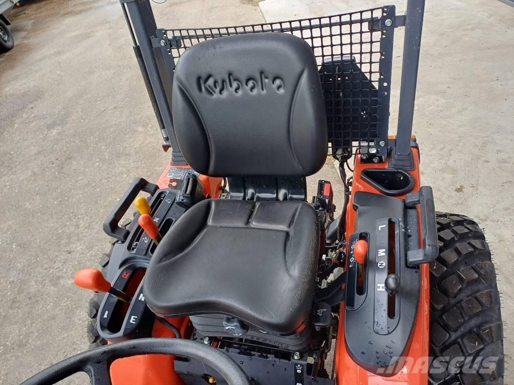 Kubota B1-241 Compact tractors