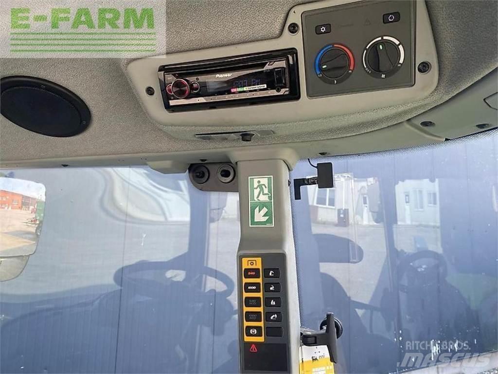 CLAAS arion 420 Tractors
