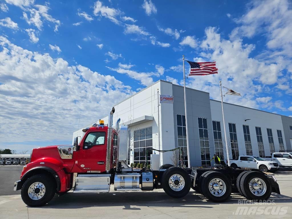 Kenworth W 990 Conventional Trucks / Tractor Trucks
