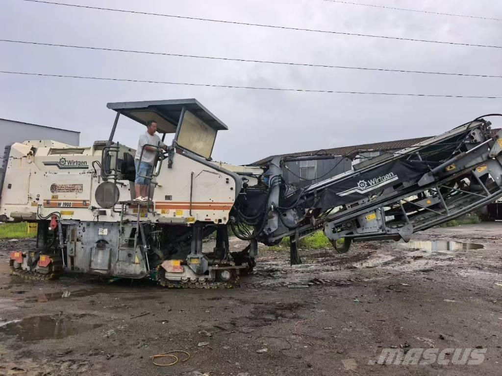 Wirtgen 1900DC Asphalt cold milling machines