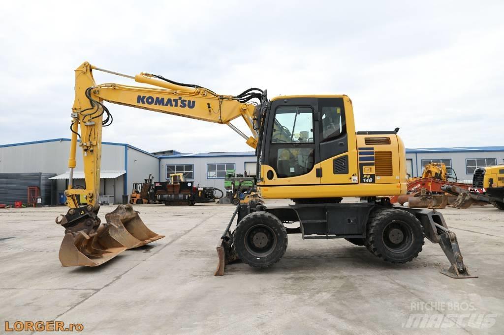 Komatsu PW 148-10 Wheeled Excavators