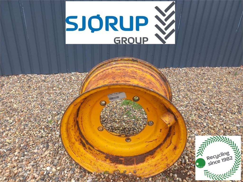 JCB 530-70 Rim Tires, wheels and rims