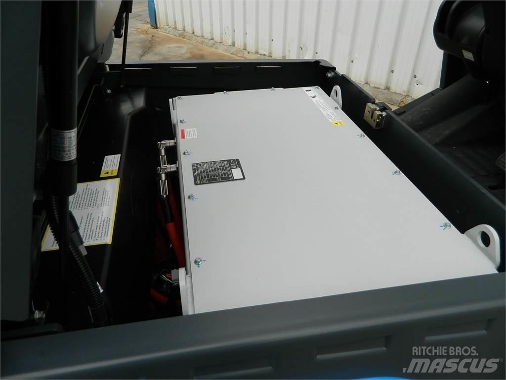  ECB25C Electric Forklifts