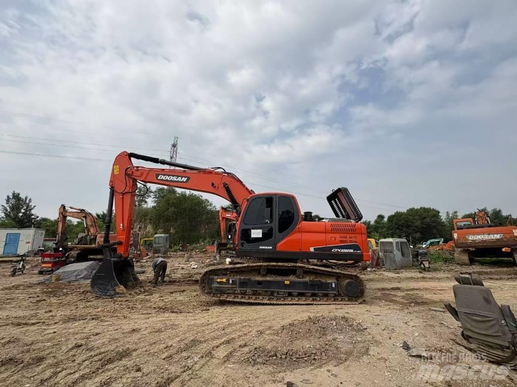 Doosan DX225LC-9C Crawler Excavators