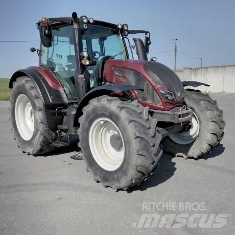 Valtra N 174 Tractors