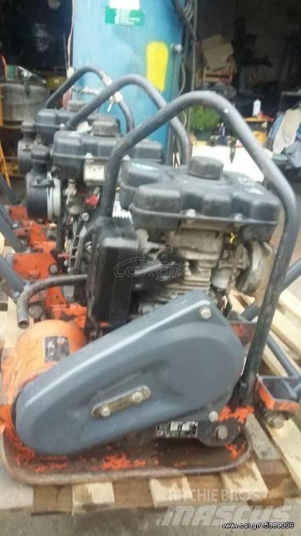  BELLA 2 Plate Compactors