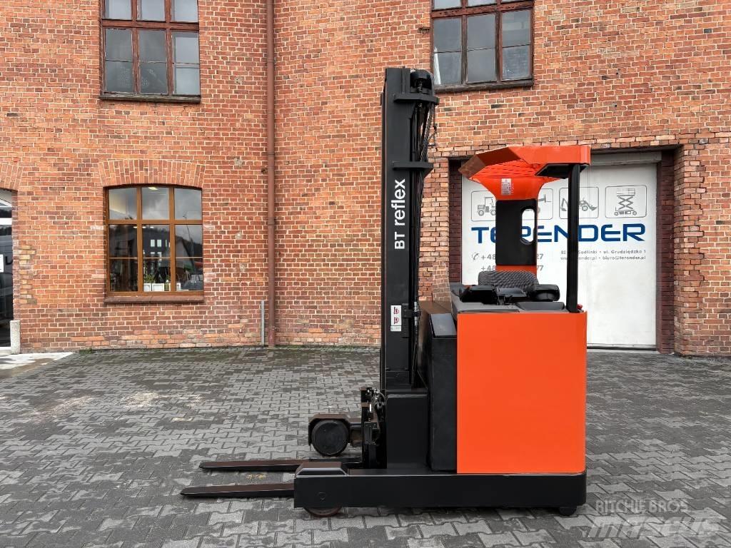 BT RR E 140 M Reach trucks