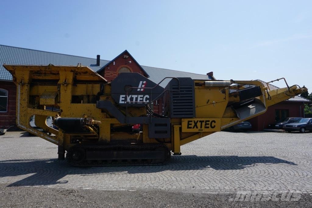 Extec Pitbull Mobile crushers