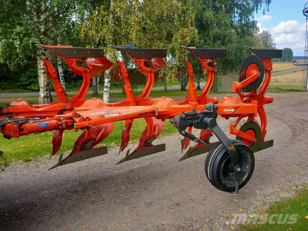 Kuhn Vari-Master 123 Reversible ploughs