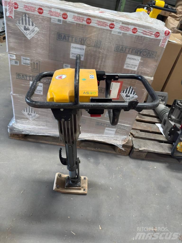 Wacker Neuson AS30e Tampers