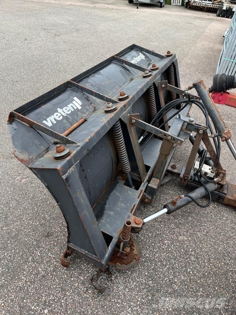 Vreten Diagonalblad Snow Grooming Equipment
