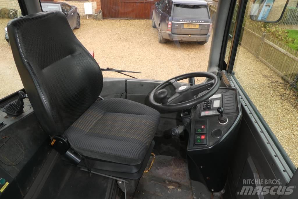 Terberg yt222 Conventional Trucks / Tractor Trucks
