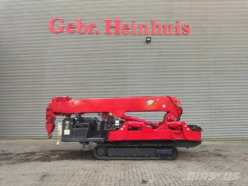 Unic URW 706 CDE Crawler Cranes