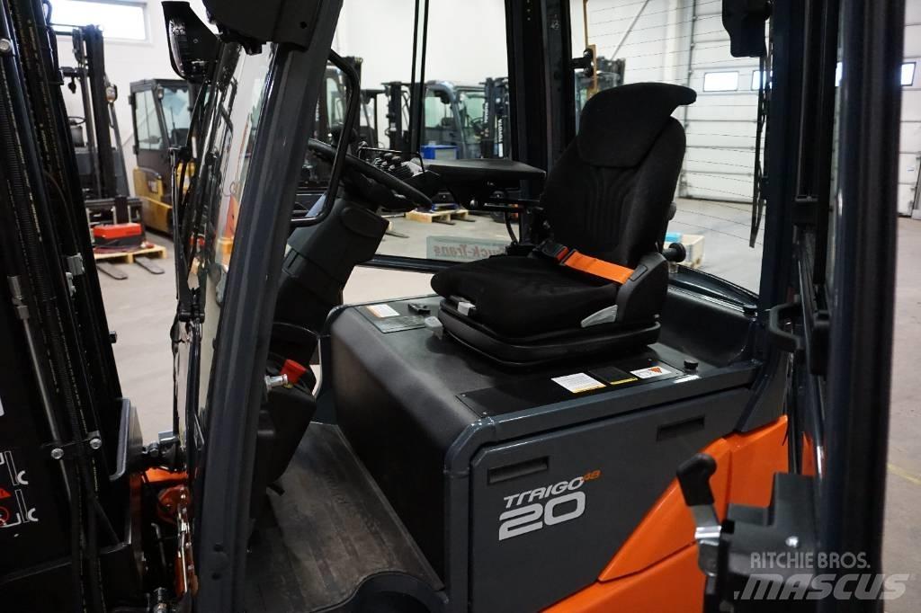 Toyota 8FBMK20T Electric Forklifts