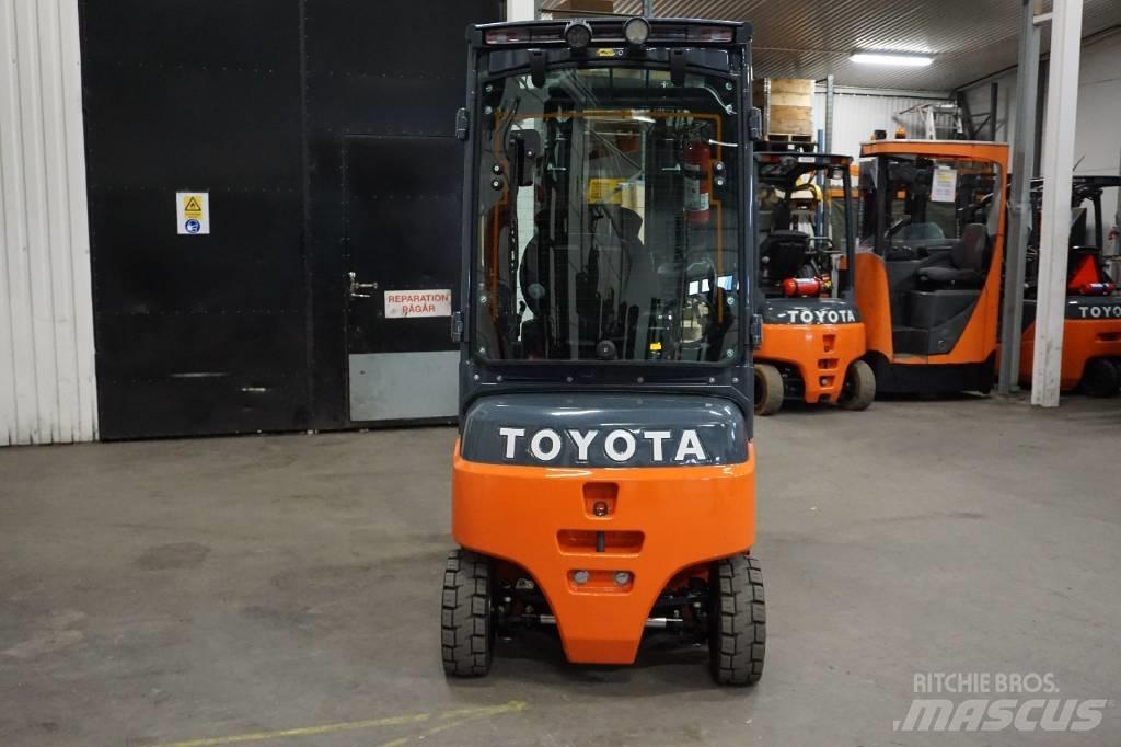Toyota 8FBMK20T Electric Forklifts