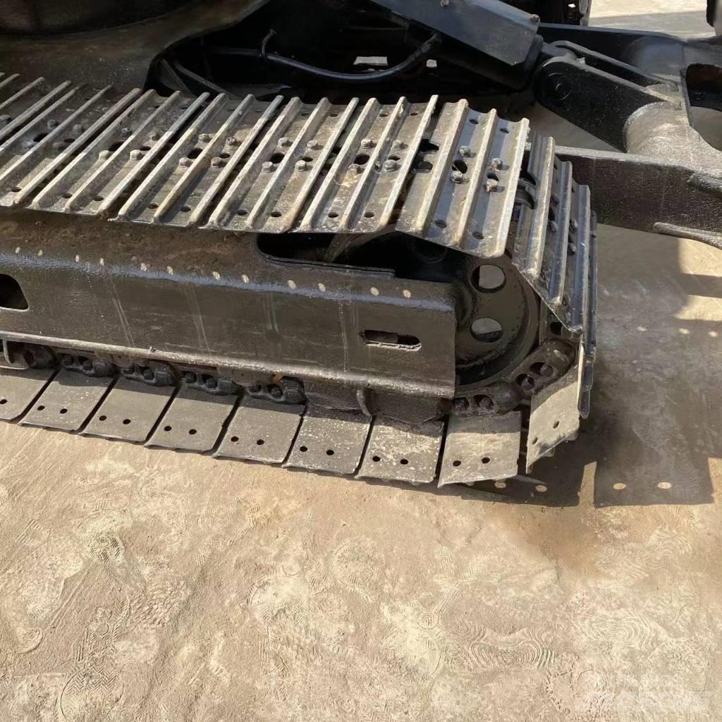 Komatsu PC 60 Crawler Excavators