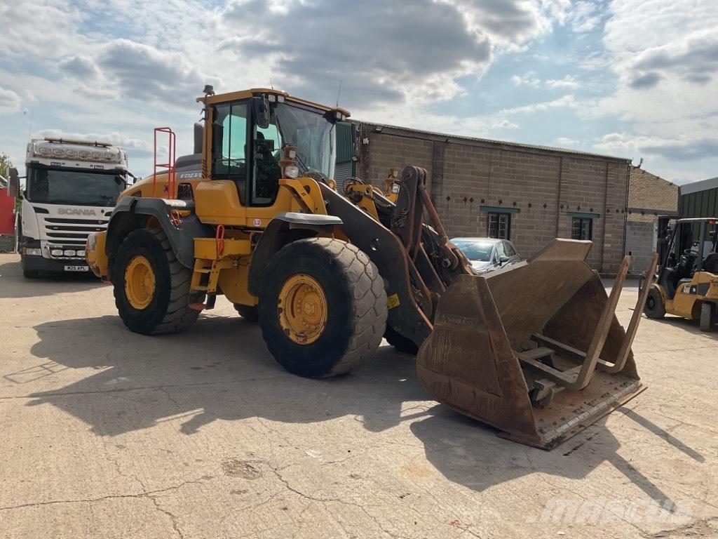 Volvo L110H Wheel Loaders