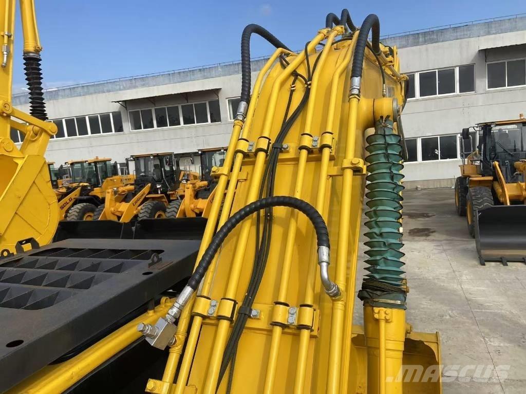 Komatsu PC 220-8 Crawler Excavators