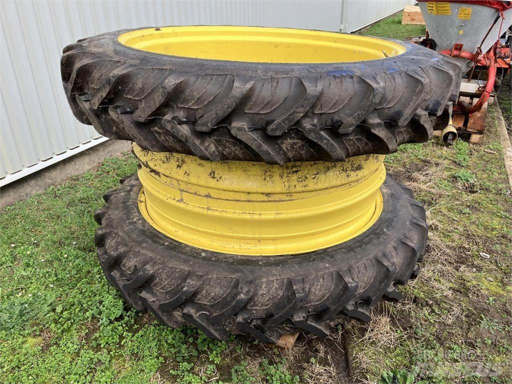 Taurus 270/95R44 Tires, wheels and rims