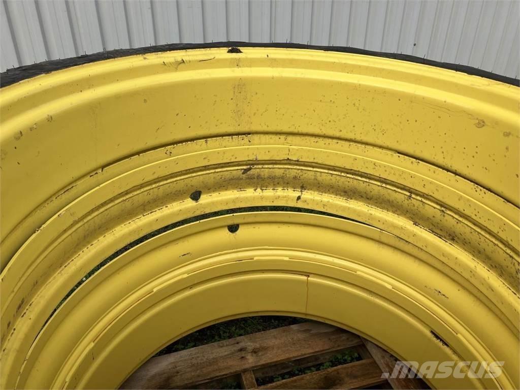 Taurus 270/95R44 Tires, wheels and rims