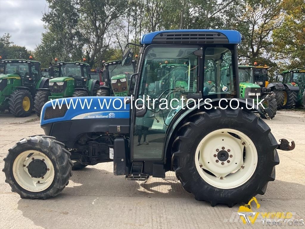 New Holland T 4050 F Tractors