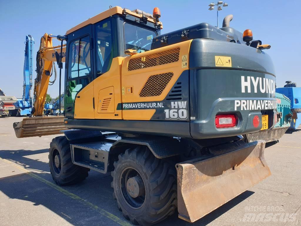 Hyundai HW160 Wheeled Excavators