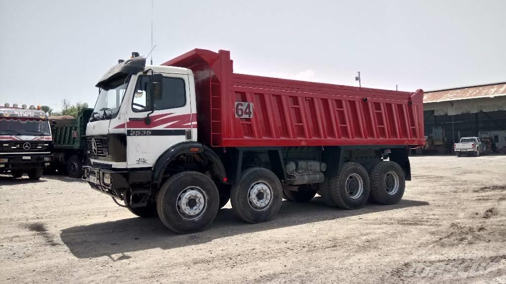 Mercedes-Benz 3535 Dump Trucks
