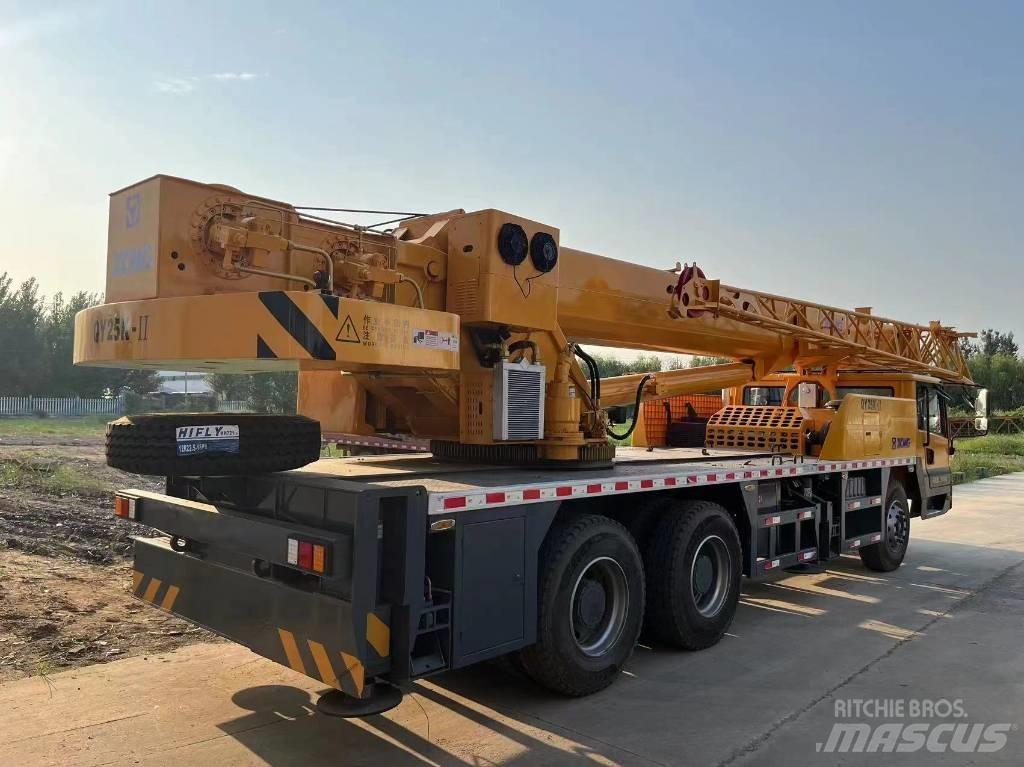 XCMG QY25K-II Hoists and Material Elevators