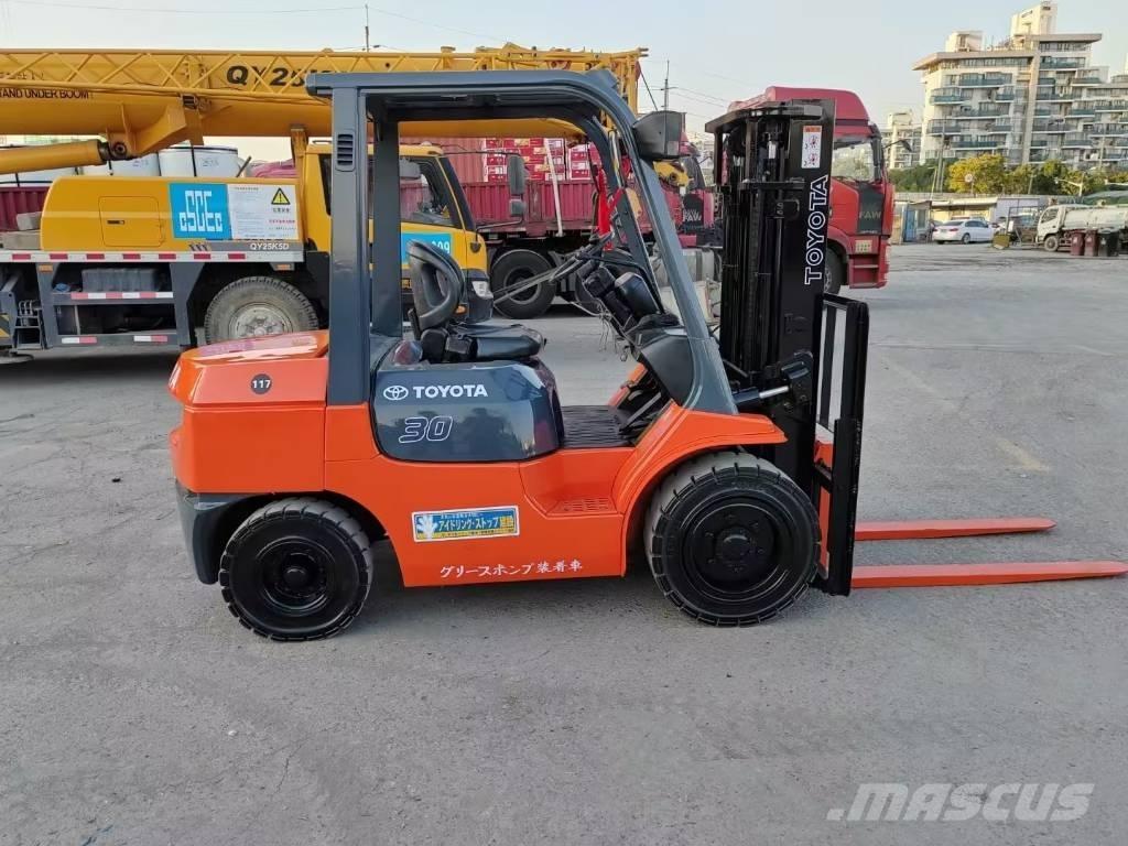 Toyota FD 30 Diesel Forklifts