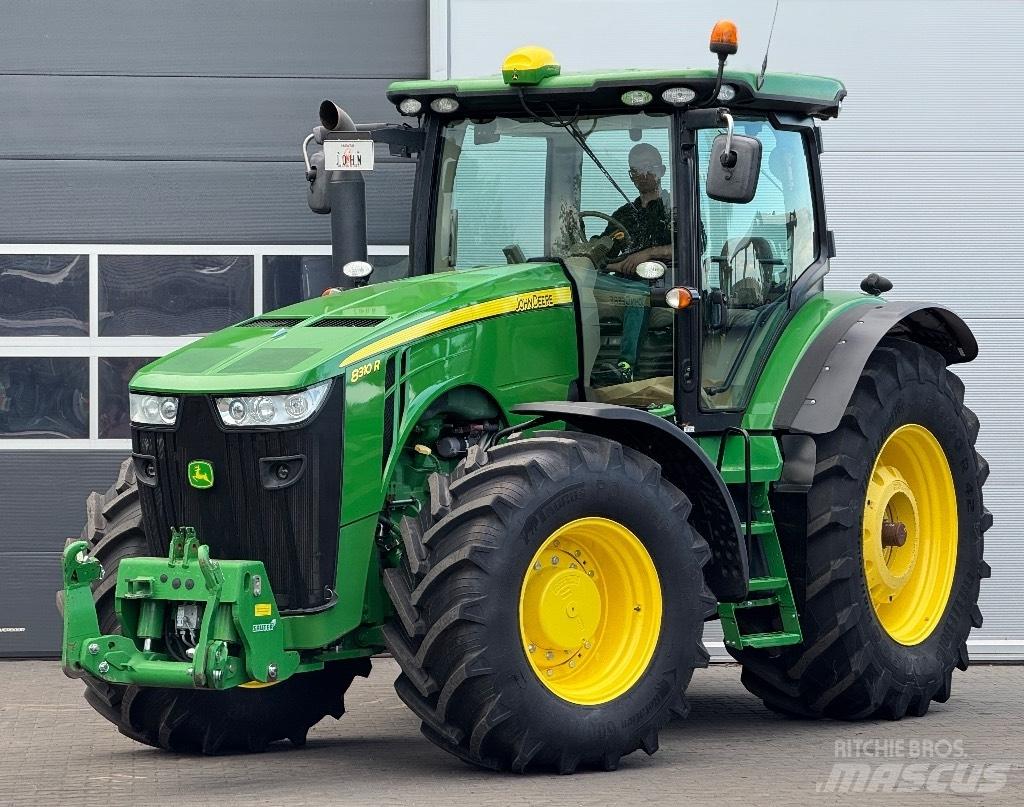 John Deere 8310 R Tractors