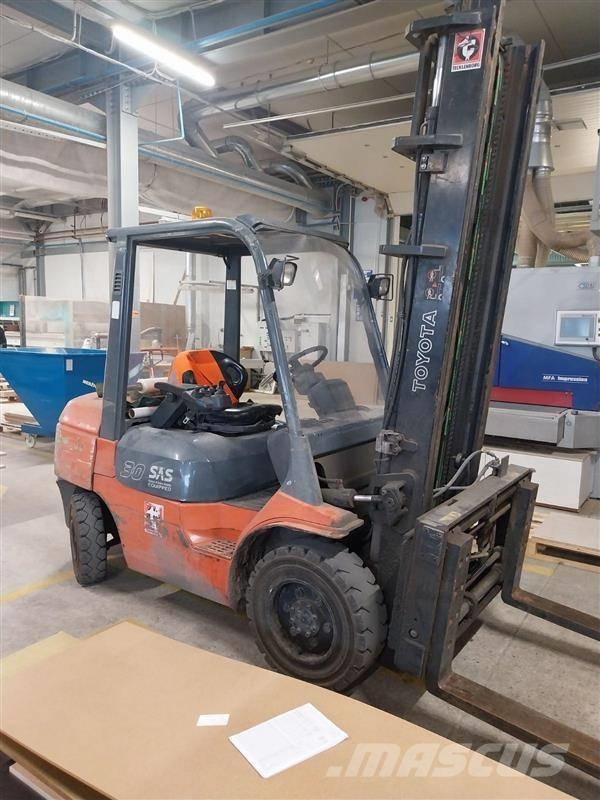 Toyota 62-7FDF30 Misc Forklifts