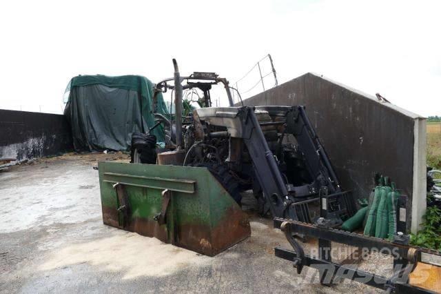 CASE 160 Puma 2013r Tractors