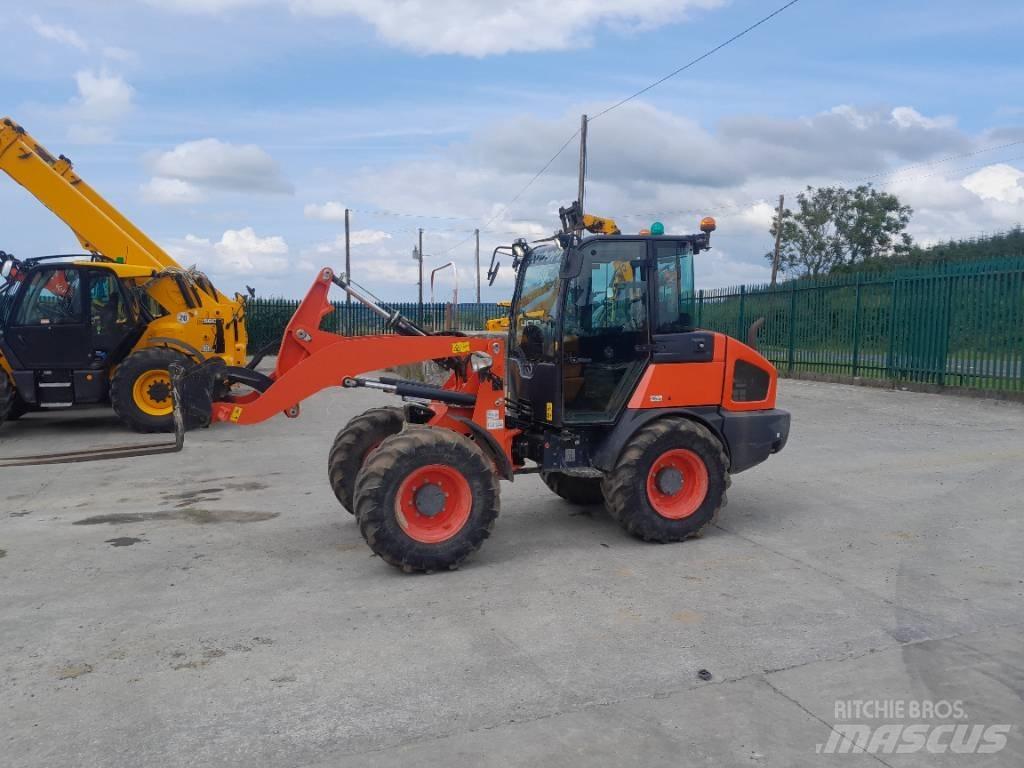 Kubota R 085 Wheel Loaders