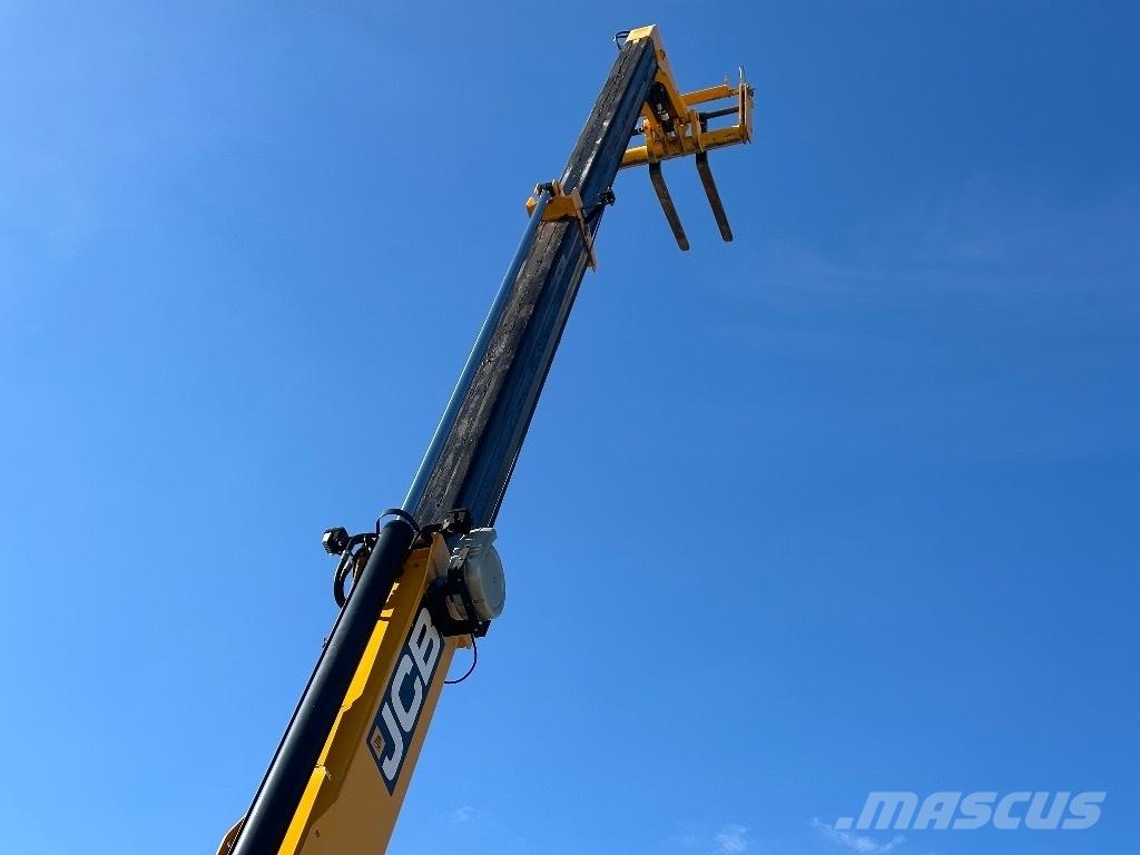 JCB 540-140 Telescopic Handlers