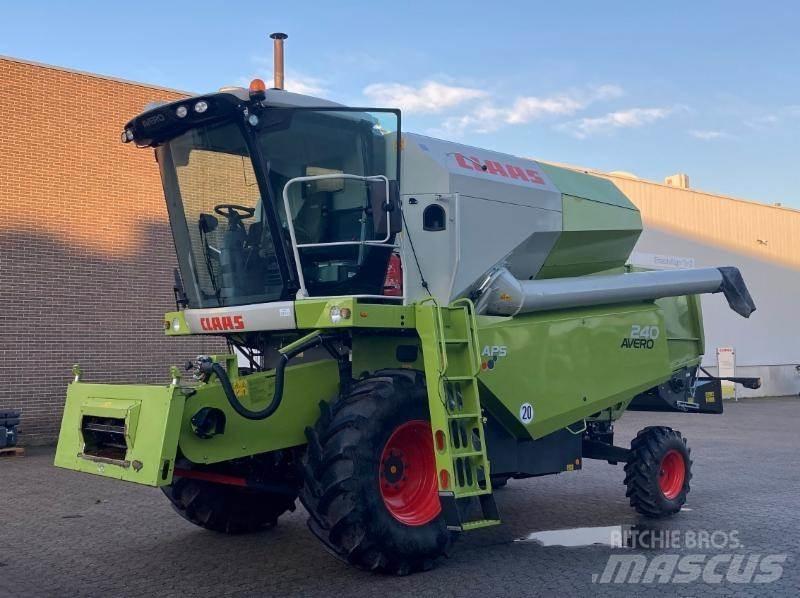 CLAAS AVERO 240 Combine Harvesters