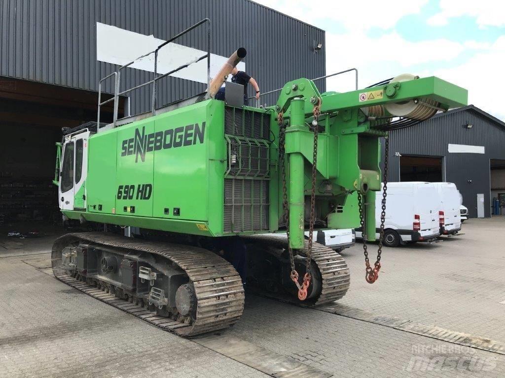 Sennebogen 690 Crawler Cranes