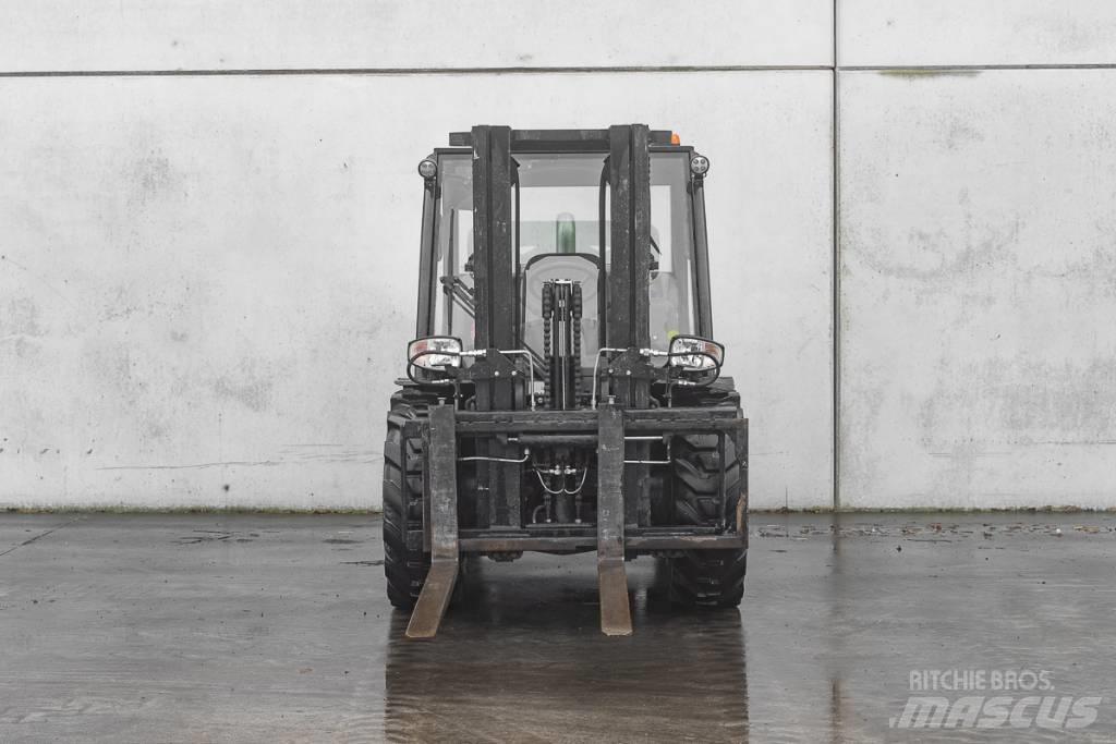 Manitou MC 30-4 D Diesel Forklifts