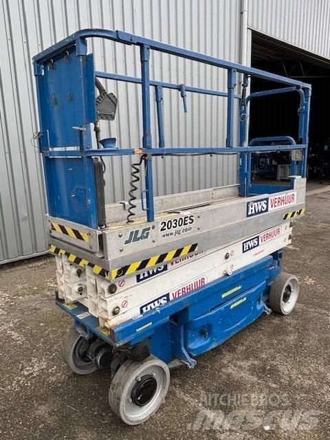 JLG 2030 ES Scissor Lifts