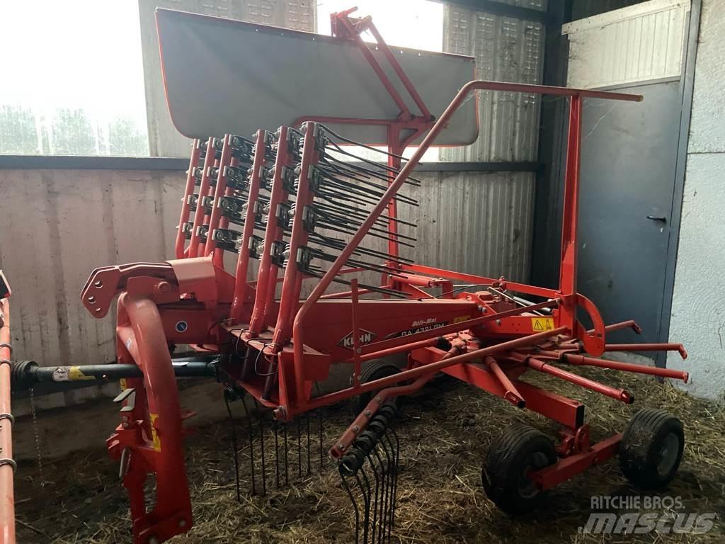 Kuhn GA4321 Swathers \ Windrowers