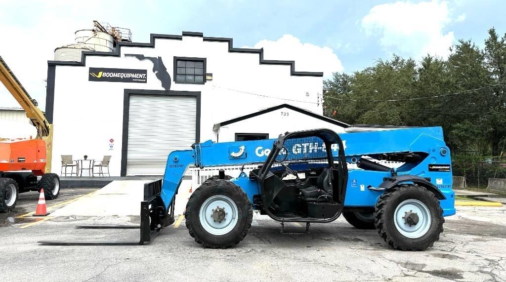 Genie GTH 844 Telescopic Handlers