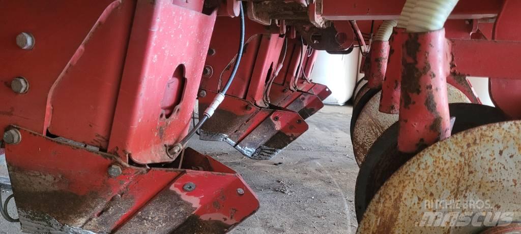 Underhaug 3200 Planters