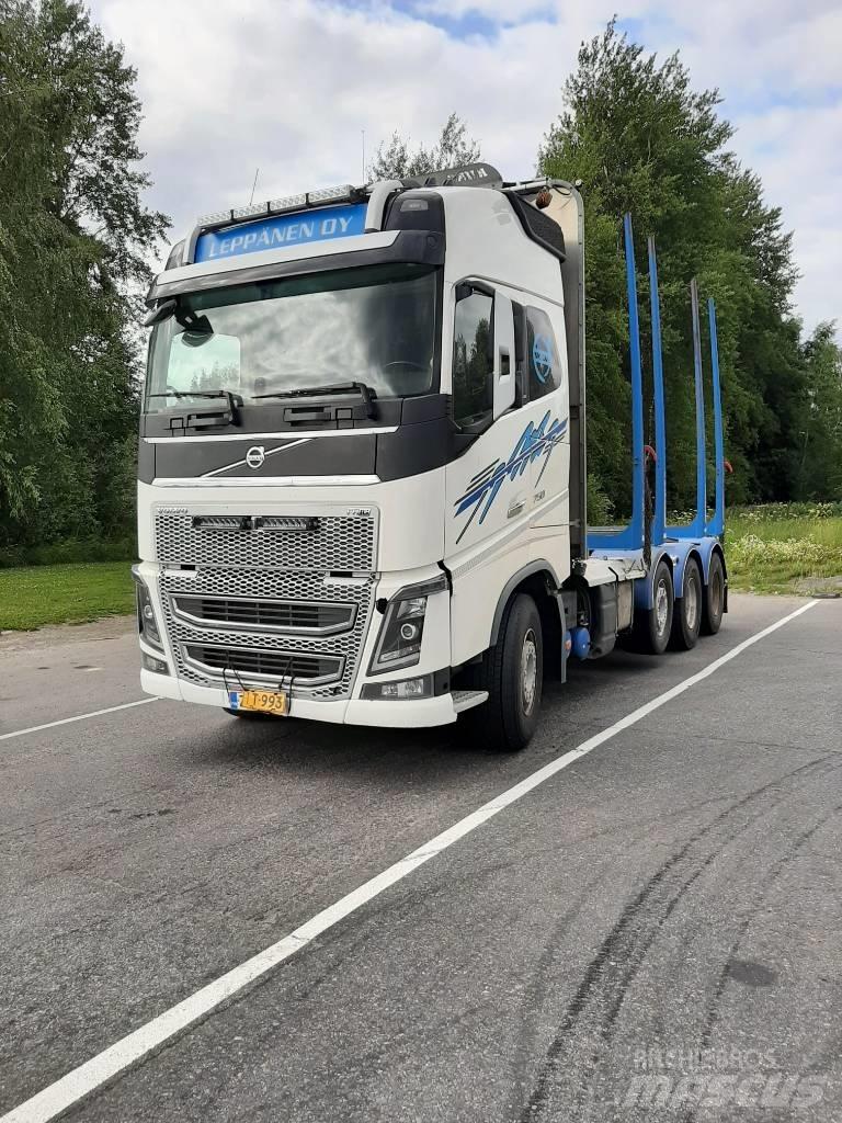 Volvo FH 16 Log trucks