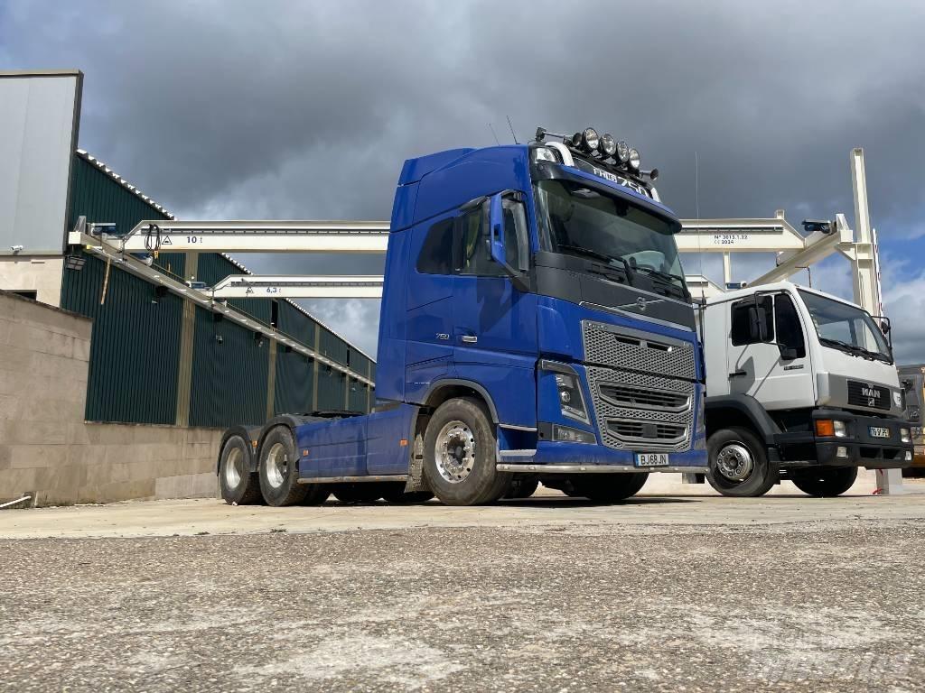 Volvo FH16 750 Conventional Trucks / Tractor Trucks