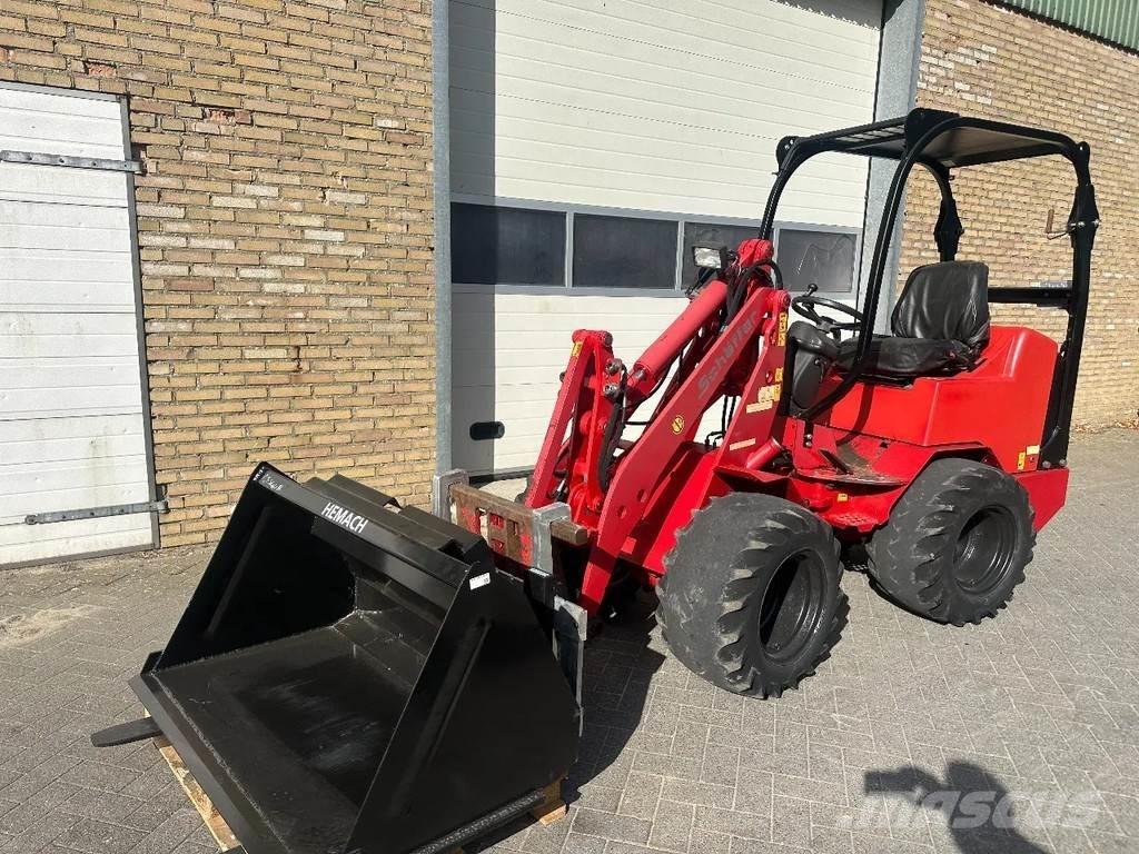 Schäffer 2033 Wheel Loaders