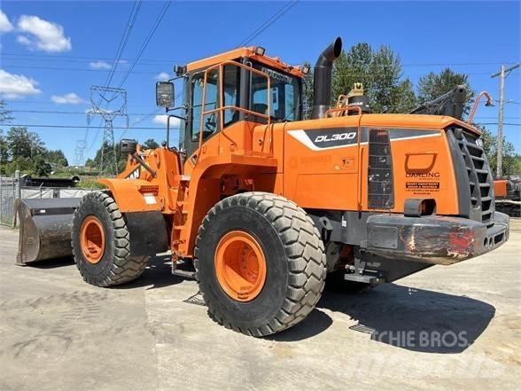 Doosan DL300 Wheel Loaders