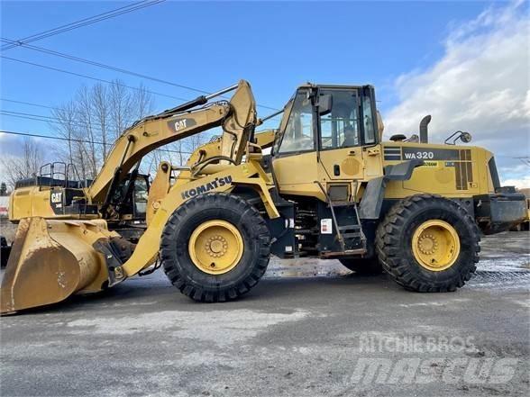 Komatsu WA320 Wheel Loaders